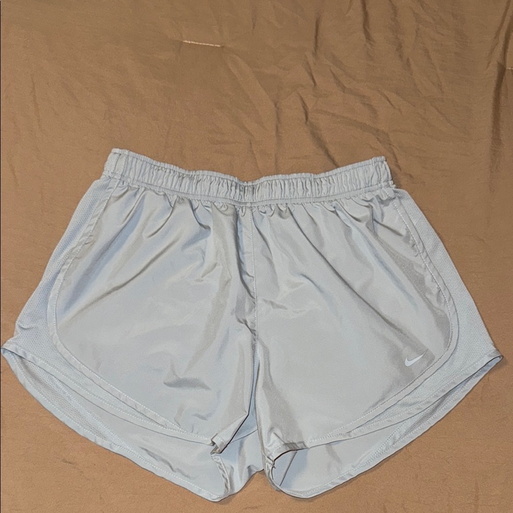 Nike Light Gray Athletic Shorts Elastic Waistband Lightweight